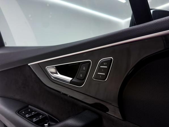 Audi Q7 II (4M) с пробегом 2019 года, цена 5 500 000 рублей, 131340 км, внедорожник, Автокод Объявления