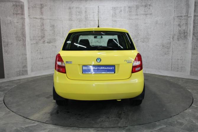 Skoda Fabia II Рестайлинг с пробегом 2010 года, цена 454 000 рублей, 128690 км, хэтчбек, Автокод Объявления