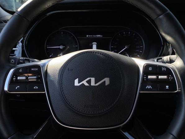 Kia Mohave I Рестайлинг 2 с пробегом 2024 года, цена 6 950 000 рублей, 3018 км, внедорожник, Автокод Объявления