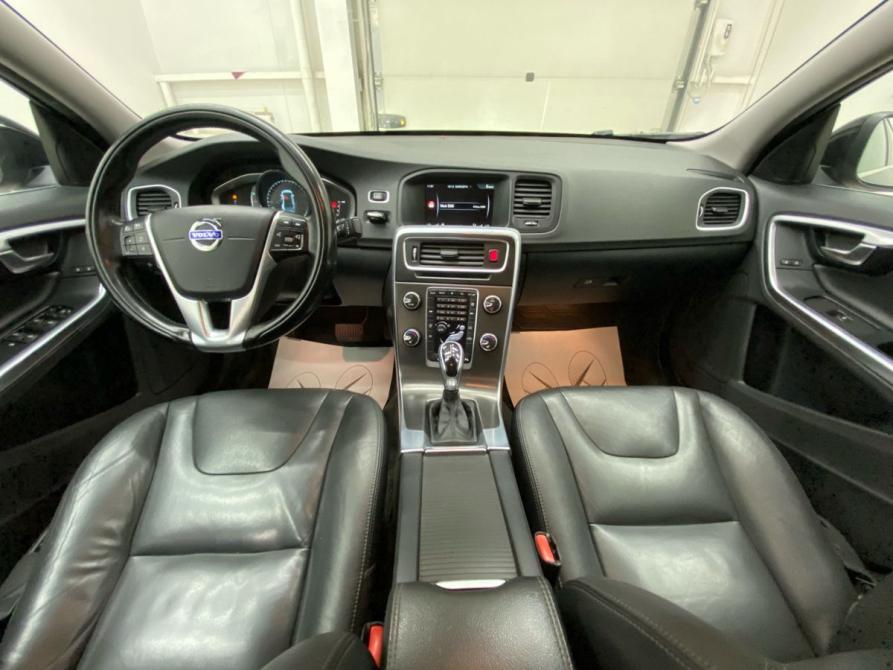 Volvo S60 II Рестайлинг Энгельс  - изображение 26