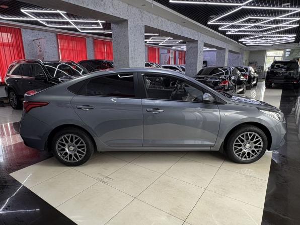 Hyundai Solaris II с пробегом 2017 года, цена 1 395 000 рублей, 116222 км, седан, Автокод Объявления
