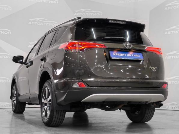 Toyota RAV4 IV (XA40) Рестайлинг с пробегом 2018 года, цена 2 650 000 рублей, 116702 км, внедорожник, Автокод Объявления