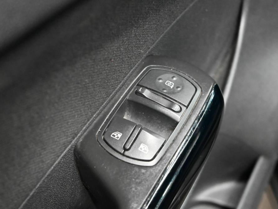 Opel Corsa D Екатеринбург  - изображение 14