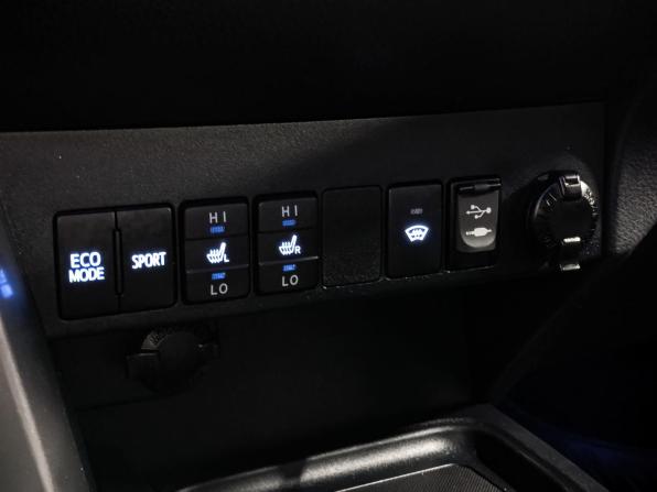 Toyota RAV4 IV (XA40) Рестайлинг с пробегом 2017 года, цена 2 150 000 рублей, 146082 км, внедорожник, Автокод Объявления