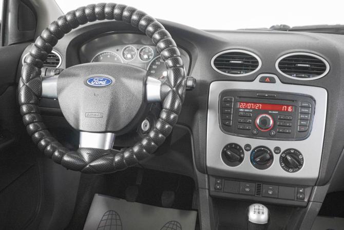 Ford Focus II с пробегом 2007 года, цена 529 000 рублей, 300000 км, седан, Автокод Объявления