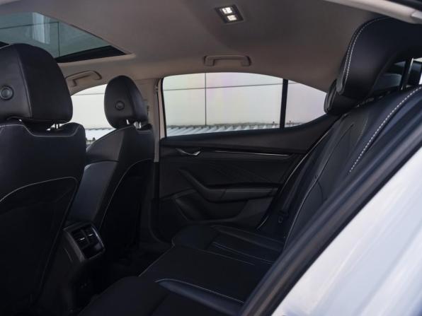 Skoda Octavia IV (A8) с пробегом 2022 года, цена 2 419 000 рублей, 54500 км, лифтбек, Автокод Объявления