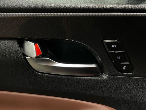 Hyundai Santa Fe IV Рестайлинг с пробегом 2021 года, цена 3 199 000 рублей, 145569 км, внедорожник, Автокод Объявления