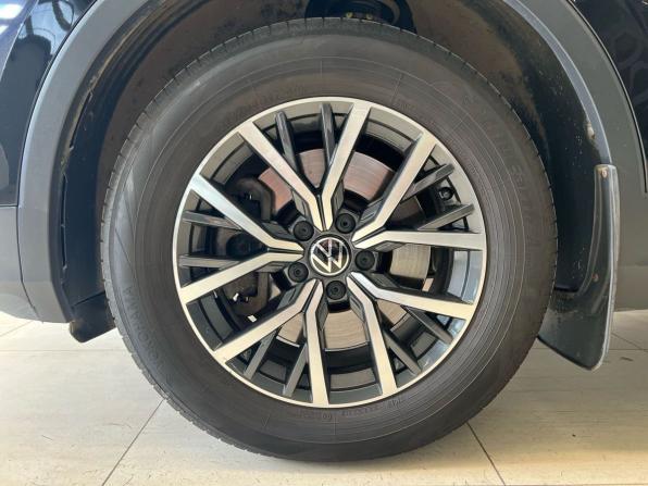 Volkswagen Tiguan II Рестайлинг с пробегом 2021 года, цена 3 150 000 рублей, 62900 км, внедорожник, Автокод Объявления