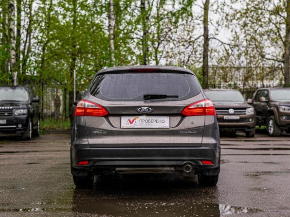 Ford Focus III с пробегом 2015 года, цена 811 000 рублей, 256080 км, хэтчбек, Автокод Объявления