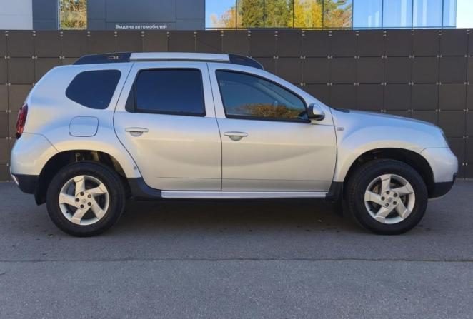 Renault Duster I Рестайлинг с пробегом 2017 года, цена 1 130 000 рублей, 200101 км, внедорожник, Автокод Объявления
