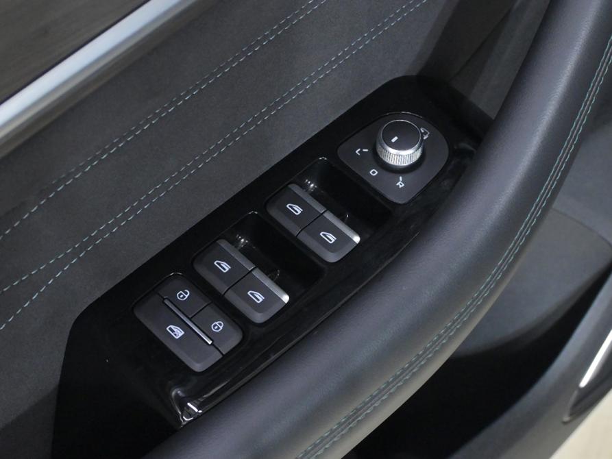 Geely Monjaro I Рестайлинг Москва  - изображение 18