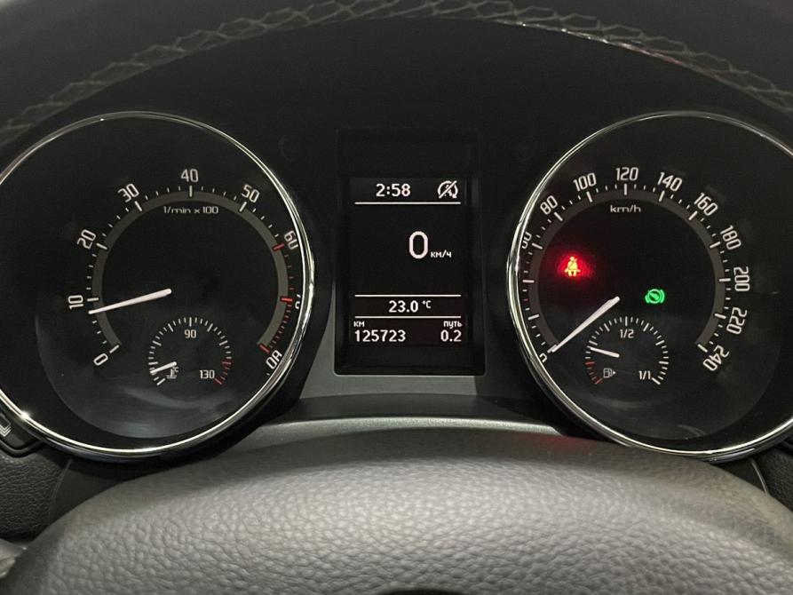 Skoda Yeti I Рестайлинг Воронеж  - изображение 10