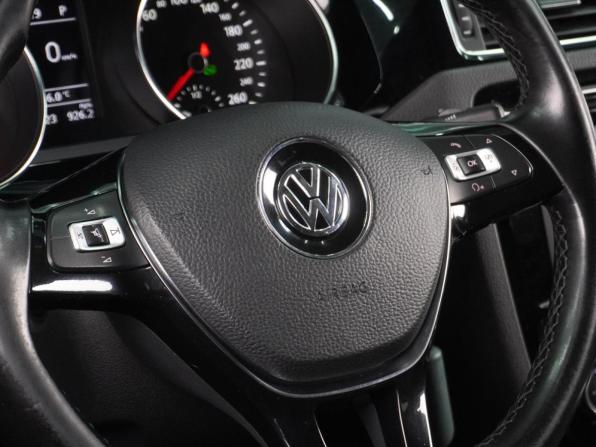 Volkswagen Jetta VI Рестайлинг с пробегом 2016 года, цена 1 149 000 рублей, 231423 км, седан, Автокод Объявления