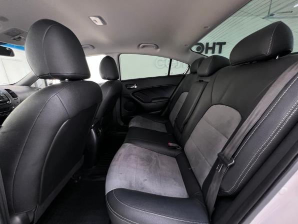 Kia Cerato III Рестайлинг (Classic) с пробегом 2017 года, цена 1 590 000 рублей, 97966 км, седан, Автокод Объявления