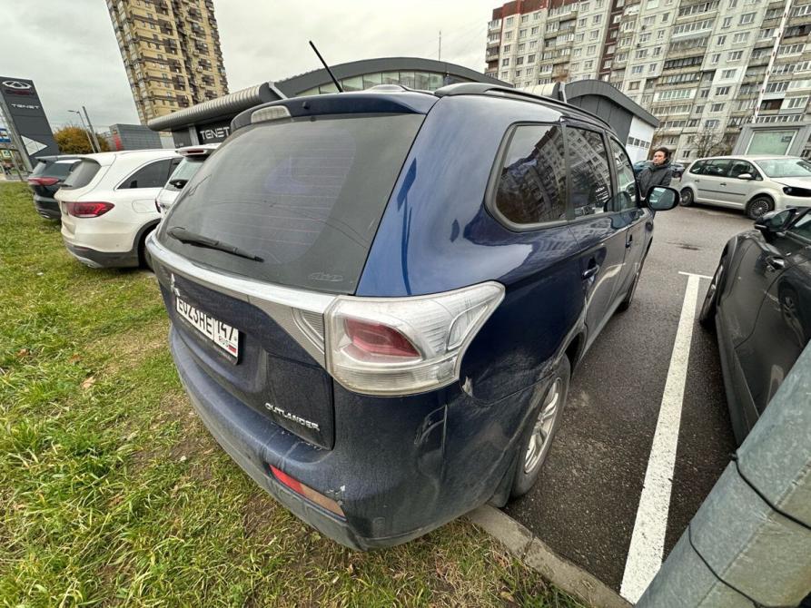 Mitsubishi Outlander III Рестайлинг Санкт-Петербург  - изображение 4
