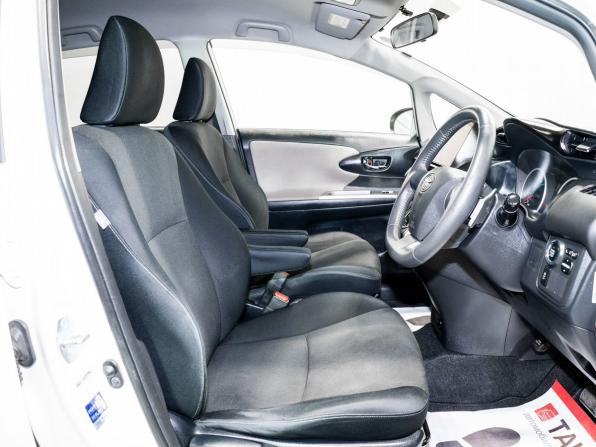 Toyota Wish II с пробегом 2010 года, цена 1 525 000 рублей, 87000 км, минивэн, Автокод Объявления