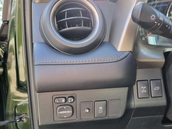Toyota RAV4 IV (XA40) с пробегом 2013 года, цена 2 590 000 рублей, 102839 км, внедорожник, Автокод Объявления