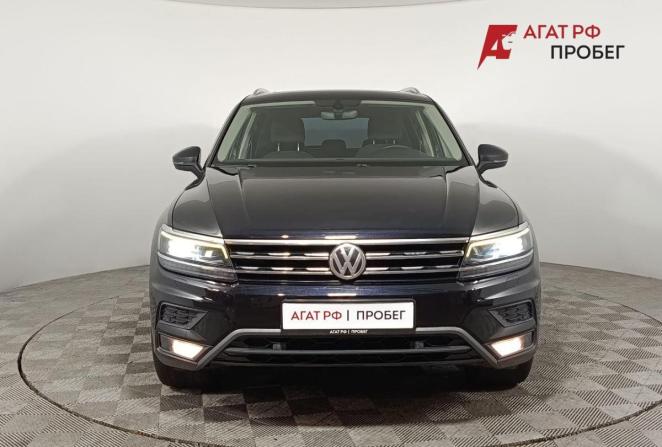 Volkswagen Tiguan II с пробегом 2017 года, цена 2 380 000 рублей, 240582 км, внедорожник, Автокод Объявления
