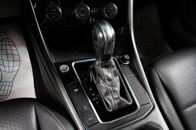 Volkswagen Jetta VII с пробегом 2020 года, цена 1 739 000 рублей, 131600 км, седан, Автокод Объявления