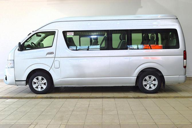 Toyota HiAce H200 Рестайлинг с пробегом 2014 года, цена 3 350 000 рублей, 127500 км, минивэн, Автокод Объявления