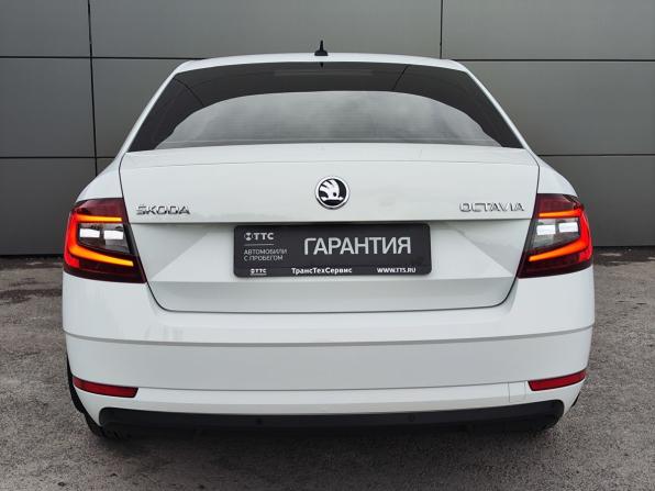 Skoda Octavia III (A7) Рестайлинг с пробегом 2017 года, цена 1 850 000 рублей, 117000 км, лифтбек, Автокод Объявления