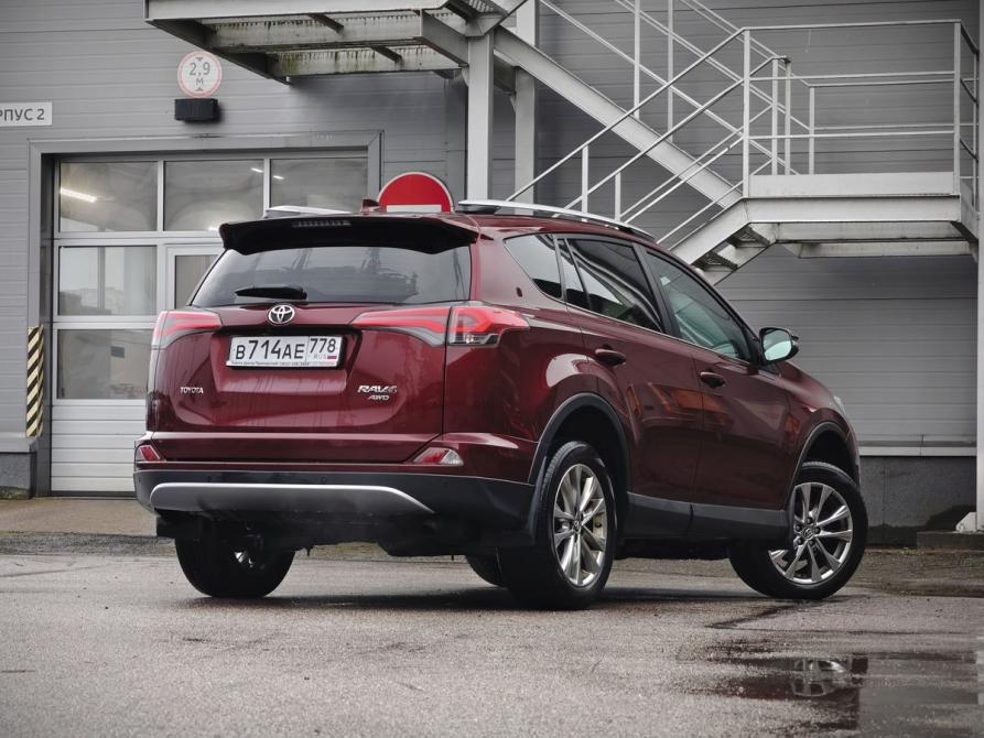 Toyota RAV4 IV (XA40) Рестайлинг Санкт-Петербург  - изображение 3