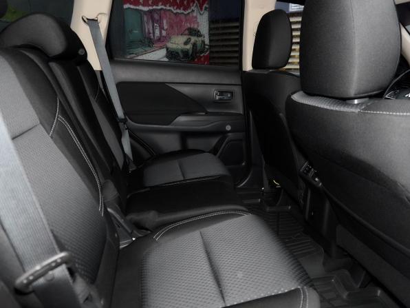 Mitsubishi Outlander III Рестайлинг 3 с пробегом 2021 года, цена 2 239 000 рублей, 127373 км, внедорожник, Автокод Объявления