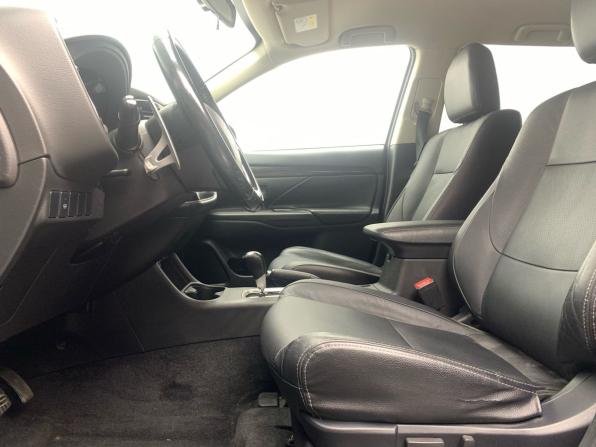Mitsubishi Outlander III Рестайлинг 2 с пробегом 2016 года, цена 1 849 000 рублей, 168462 км, внедорожник, Автокод Объявления