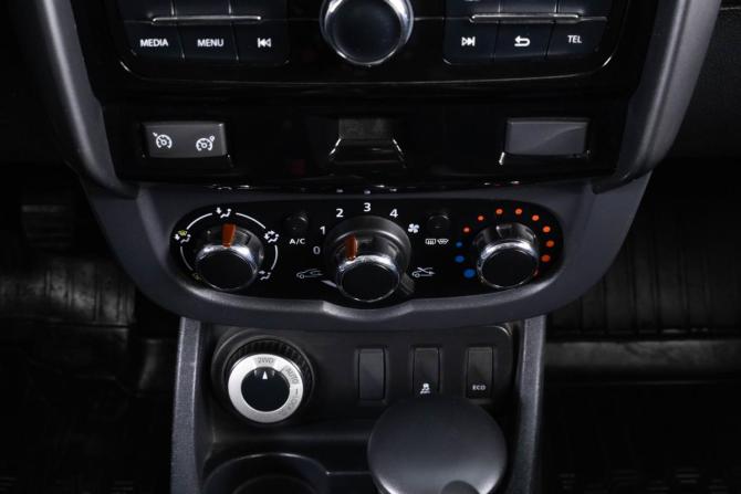 Renault Duster I Рестайлинг с пробегом 2015 года, цена 1 259 000 рублей, 193000 км, внедорожник, Автокод Объявления