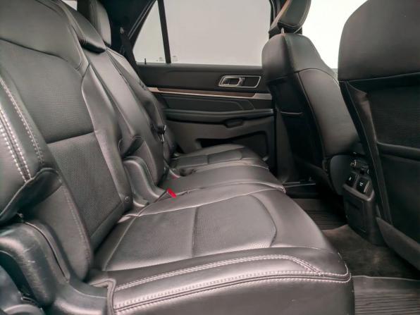 Ford Explorer V Рестайлинг с пробегом 2018 года, цена 2 590 000 рублей, 215571 км, внедорожник, Автокод Объявления
