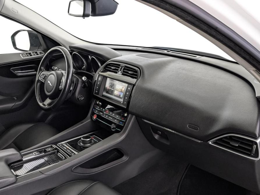 Jaguar F-Pace I Москва  - изображение 13