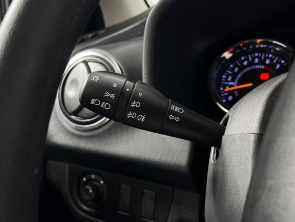 Renault Sandero II Рестайлинг с пробегом 2021 года, цена 1 289 200 рублей, 72023 км, хэтчбек, Автокод Объявления