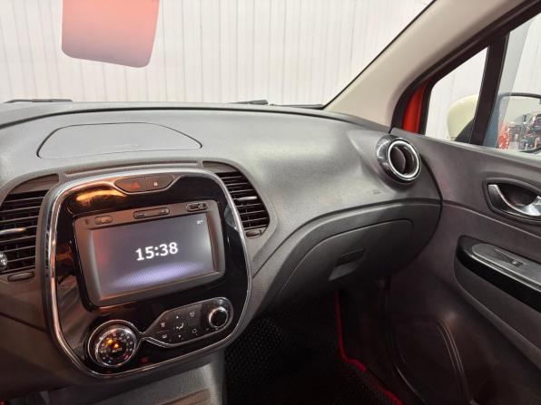 Renault Kaptur I с пробегом 2017 года, цена 1 257 000 рублей, 120051 км, внедорожник, Автокод Объявления