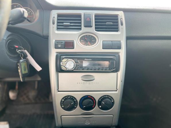 Lada (ВАЗ) Priora I с пробегом 2011 года, цена 230 000 рублей, 115100 км, седан, Автокод Объявления