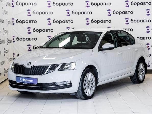 Skoda Octavia III (A7) Рестайлинг с пробегом 2018 года, цена 1 680 000 рублей, 178000 км, лифтбек, Автокод Объявления