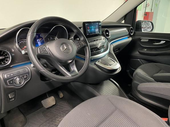 Mercedes-Benz V-Класс III (W447) Рестайлинг с пробегом 2020 года, цена 4 700 000 рублей, 92523 км, минивэн, Автокод Объявления
