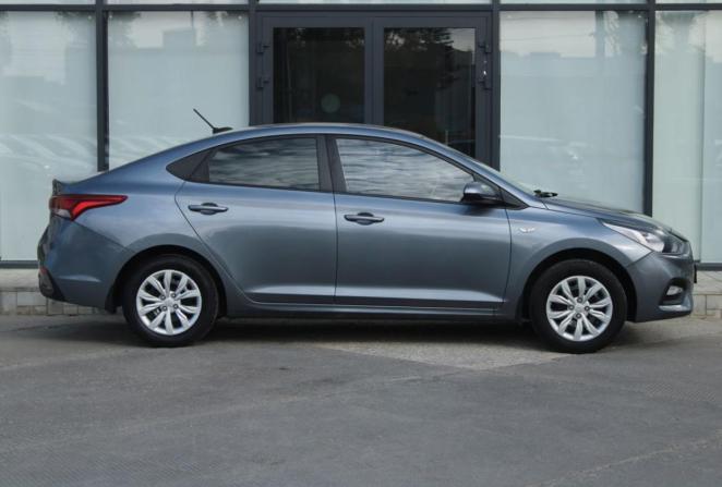 Hyundai Solaris I Рестайлинг с пробегом 2017 года, цена 1 350 000 рублей, 179184 км, седан, Автокод Объявления
