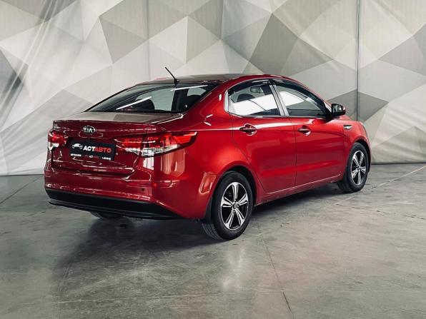 Kia Rio III Рестайлинг с пробегом 2016 года, цена 850 000 рублей, 131696 км, седан, Автокод Объявления