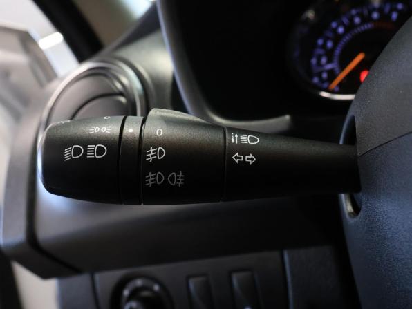 Renault Sandero II Рестайлинг с пробегом 2020 года, цена 1 345 000 рублей, 31494 км, хэтчбек, Автокод Объявления