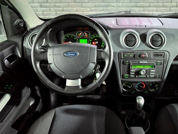 Ford Fusion I Рестайлинг с пробегом 2008 года, цена 800 000 рублей, 26651 км, хэтчбек, Автокод Объявления