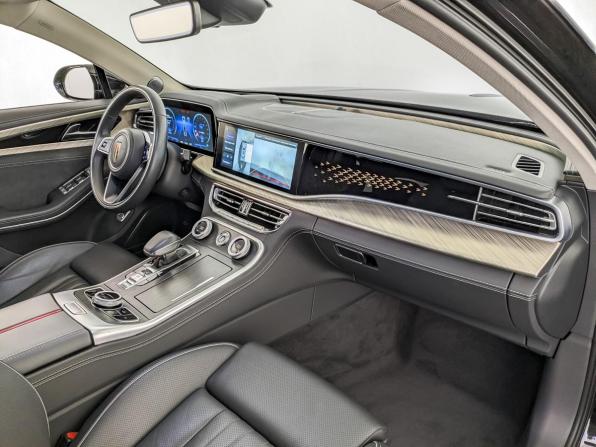 Hongqi H9 I с пробегом 2023 года, цена 3 585 000 рублей, 70415 км, седан, Автокод Объявления