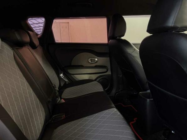 Kia Soul II с пробегом 2015 года, цена 1 030 000 рублей, 137262 км, хэтчбек, Автокод Объявления