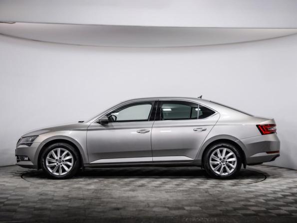 Skoda Superb III с пробегом 2018 года, цена 2 049 000 рублей, 59890 км, лифтбек, Автокод Объявления