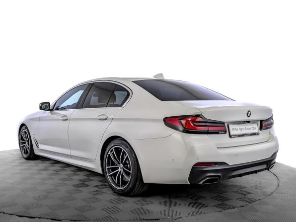 BMW 5 серии VII (G30/G31/G38) Рестайлинг с пробегом 2021 года, цена 4 400 000 рублей, 54082 км, седан, Автокод Объявления
