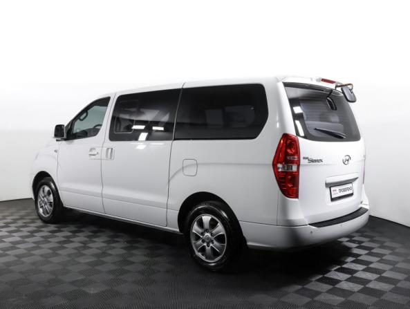 Hyundai Grand Starex I с пробегом 2014 года, цена 2 439 000 рублей, 144600 км, минивэн, Автокод Объявления