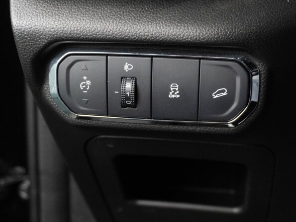 Haval Jolion I с пробегом 2023 года, цена 2 289 000 рублей, 15281 км, внедорожник, Автокод Объявления