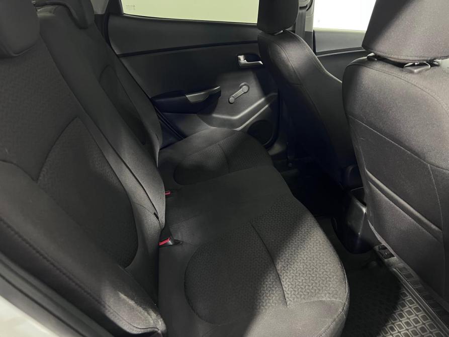 Kia Rio III Ростов-на-Дону  - изображение 17
