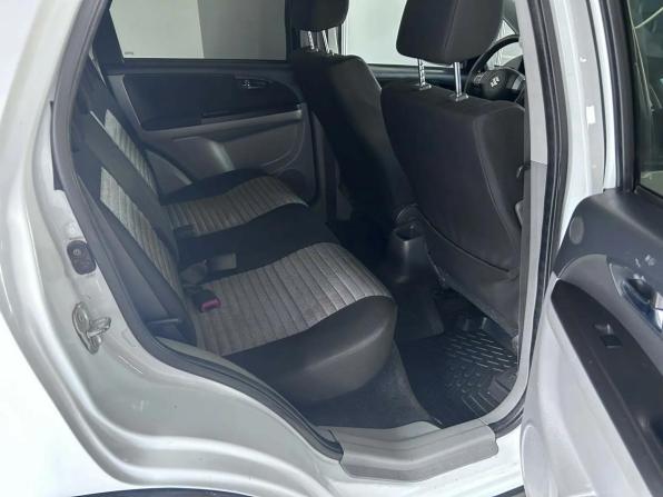 Suzuki SX4 I (Classic) Рестайлинг с пробегом 2011 года, цена 748 000 рублей, 325000 км, хэтчбек, Автокод Объявления