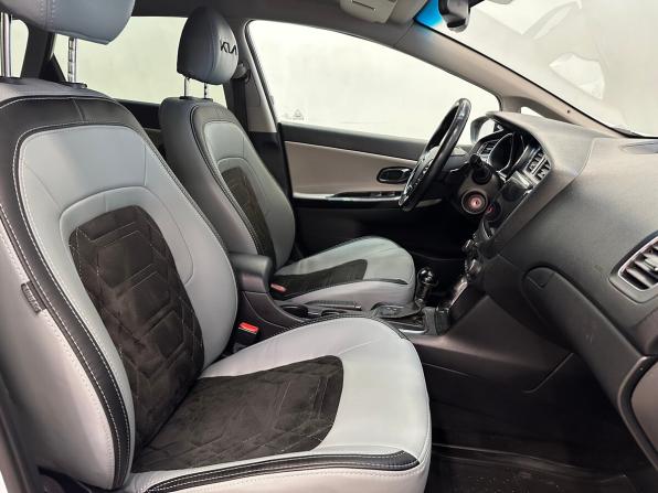 Kia Ceed II с пробегом 2013 года, цена 930 000 рублей, 222855 км, универсал, Автокод Объявления