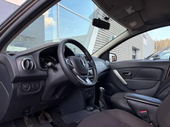Renault Sandero II Рестайлинг с пробегом 2019 года, цена 999 000 рублей, 199218 км, хэтчбек, Автокод Объявления